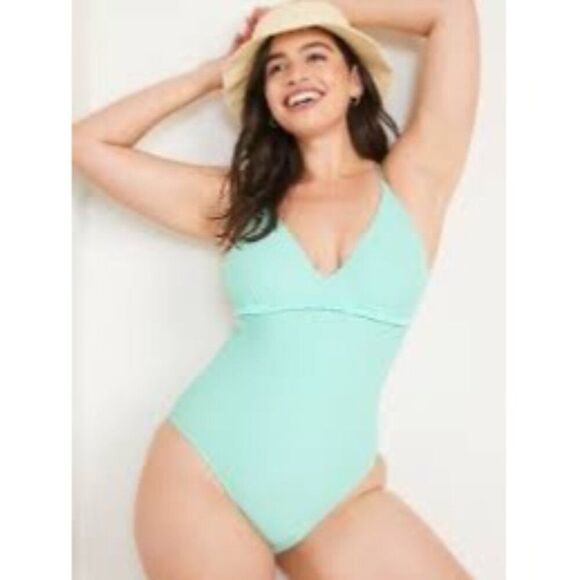 NWOT Old Navy V-Neck Ruffle-Trim Cutout One-Piece Swimsuit Size 3X - Picture 11 of 14